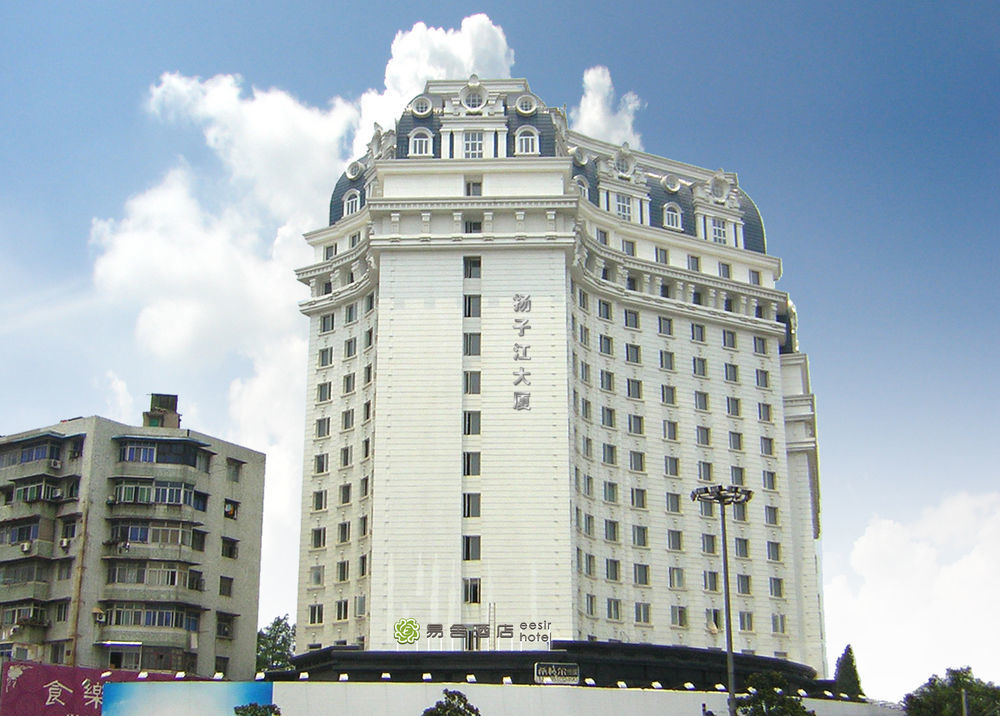 Eesir Hotel Wuhan Exterior photo